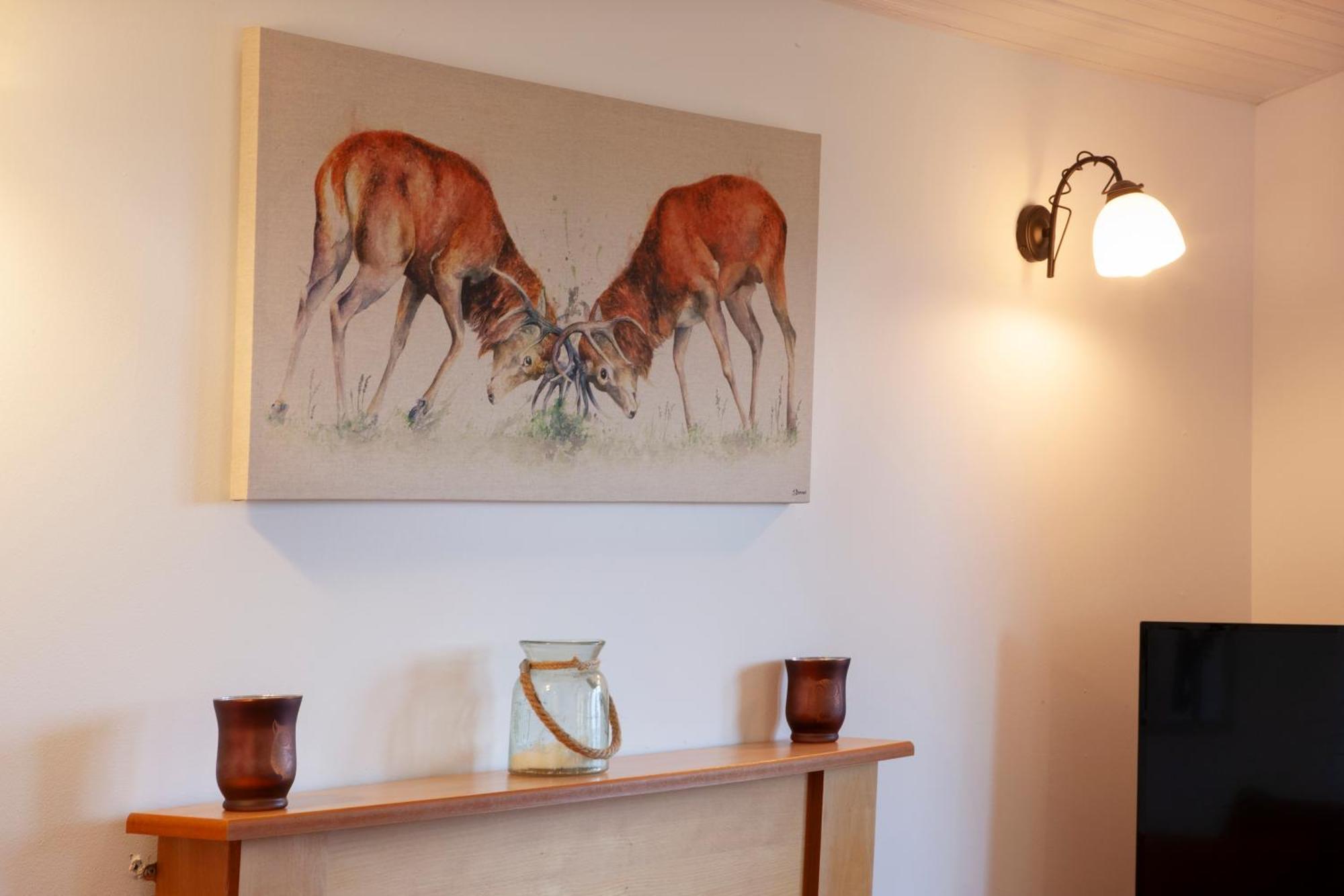 Appin Holiday Homes -Caravans, Lodges, Shepherds Hut And Train Carriage Stays 외부 사진