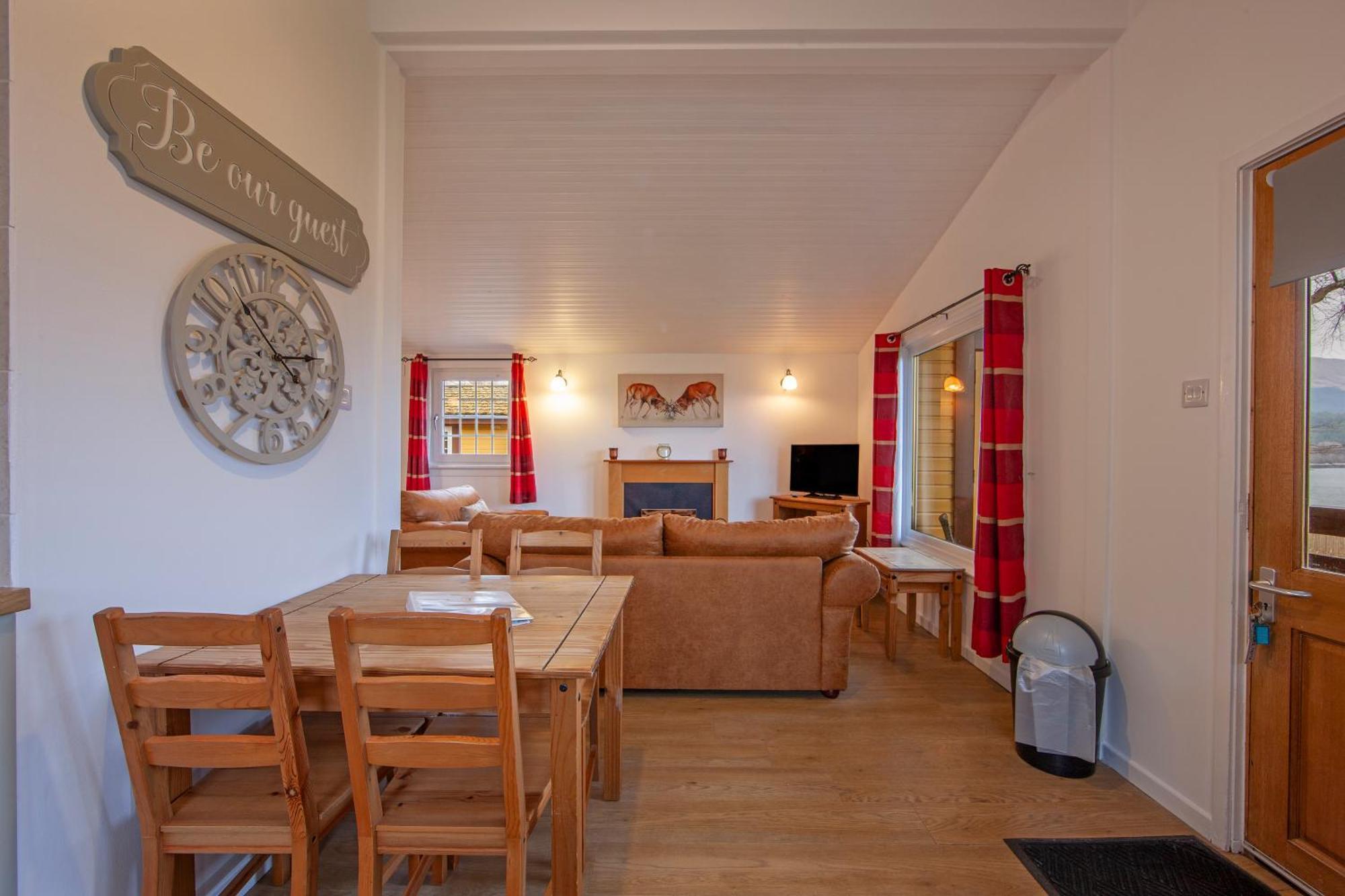 Appin Holiday Homes -Caravans, Lodges, Shepherds Hut And Train Carriage Stays 외부 사진