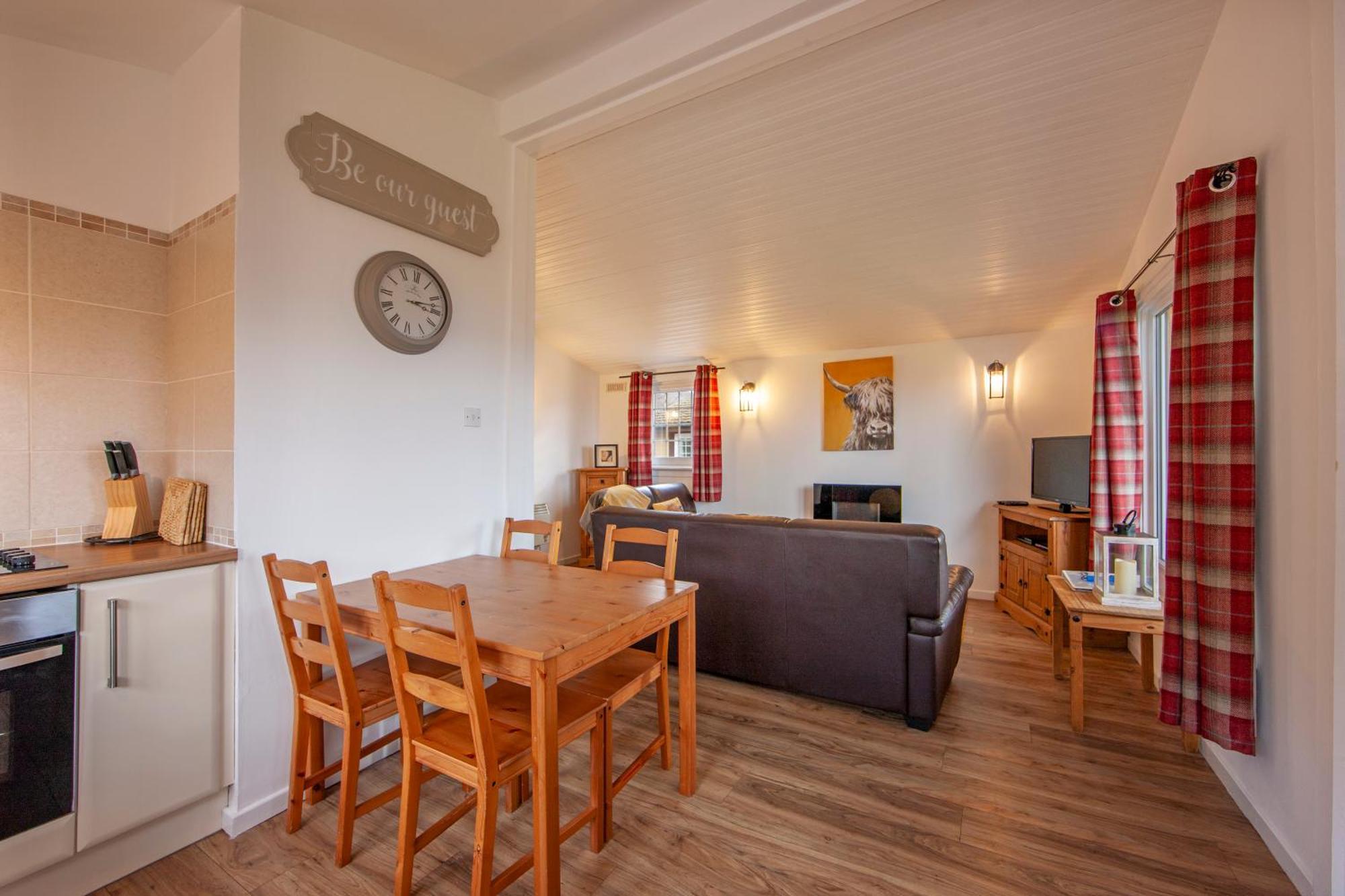 Appin Holiday Homes -Caravans, Lodges, Shepherds Hut And Train Carriage Stays 외부 사진