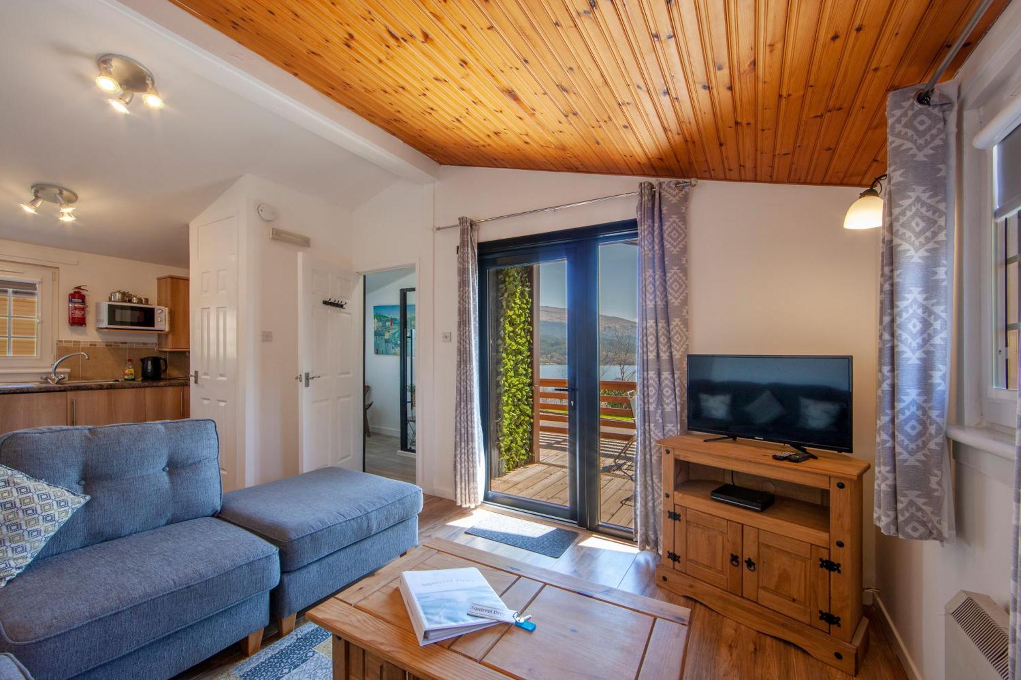 Appin Holiday Homes -Caravans, Lodges, Shepherds Hut And Train Carriage Stays 외부 사진