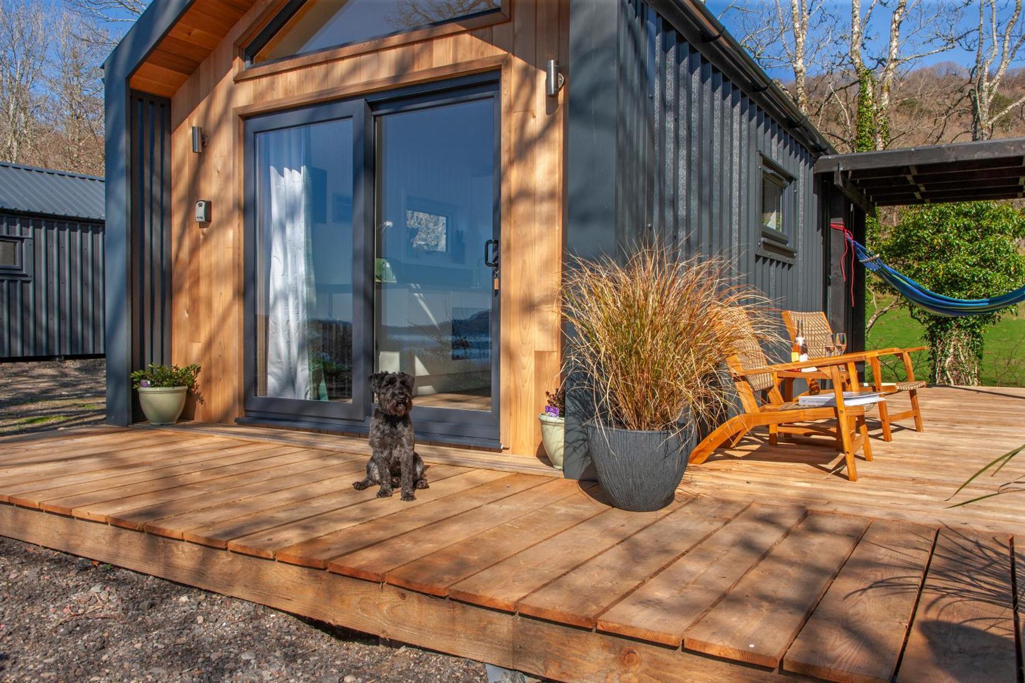 Appin Holiday Homes -Caravans, Lodges, Shepherds Hut And Train Carriage Stays 외부 사진